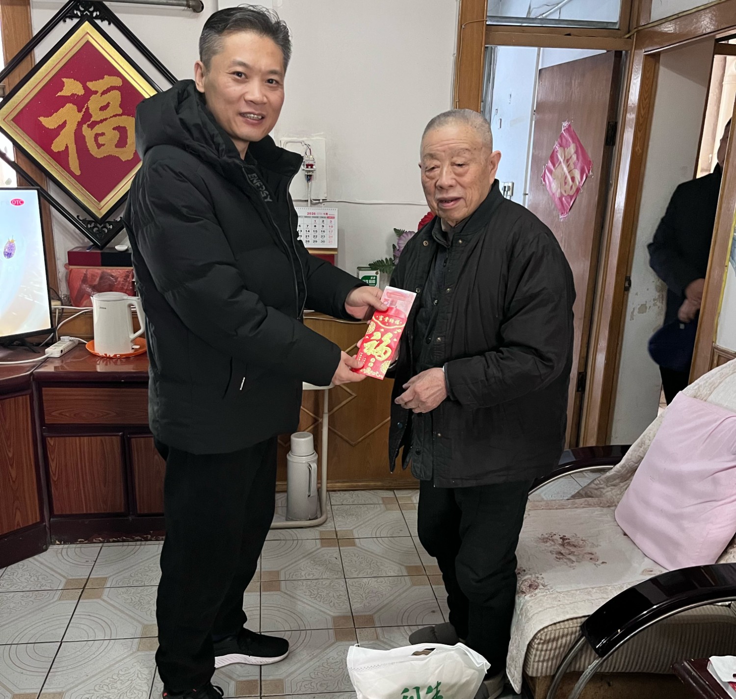 0201情暖新春 愛潤萬家——盛源公司開展2026年春節(jié)走訪慰問活動(dòng)